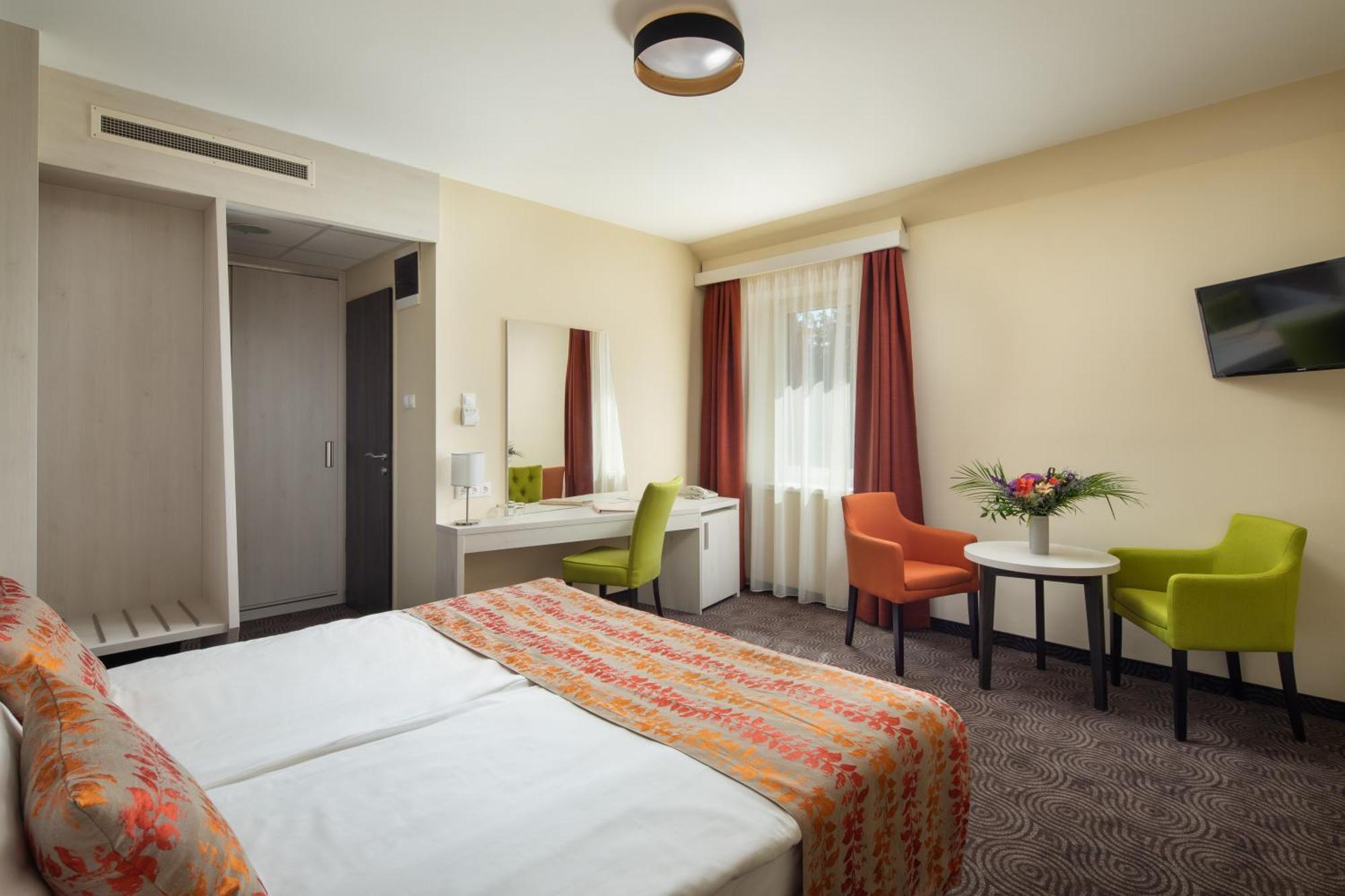 Kehida Termal Resort & Spa Kehidakustány Δωμάτιο φωτογραφία
